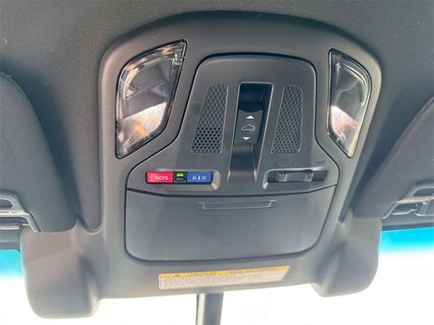 Used 2022 Subaru Outback Wilderness w/ Wilderness Package image 19