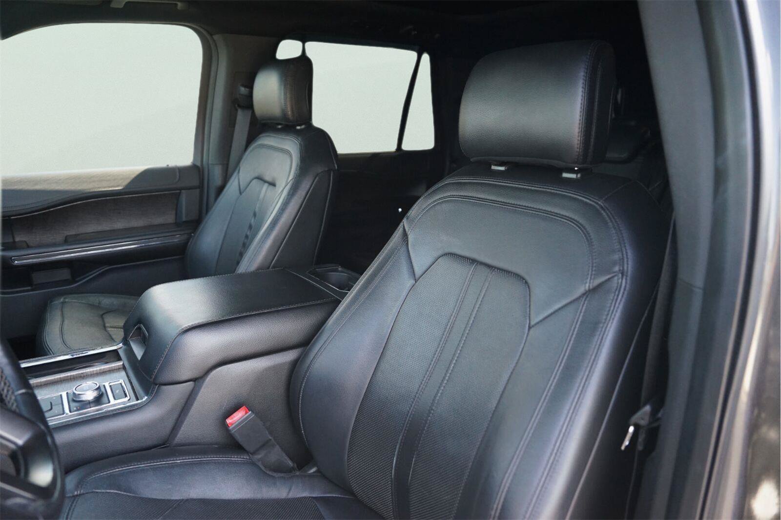 Used 2019 Ford Expedition Max Limited w/ Equipment Group 301A AWD/4WD image 10