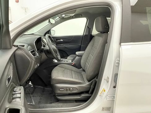 Certified 2023 Chevrolet Equinox LT AWD/4WD image 9