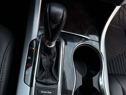Used 2020 Acura TLX image 38