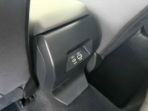 Certified 2025 Subaru Crosstrek 2.0i Premium image 16