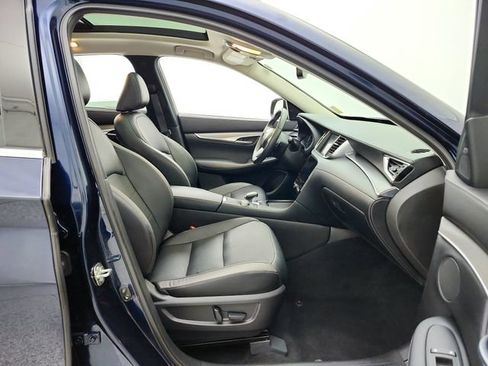 Used 2022 INFINITI QX50 Luxe AWD/4WD image 18