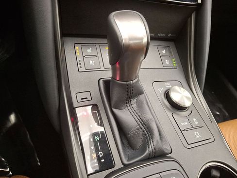 Used 2021 Lexus IS 300 AWD w/ Comfort Package image 12