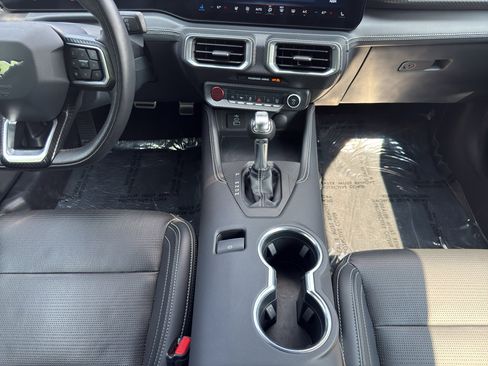 Used 2025 Ford Mustang GT Premium RWD image 22