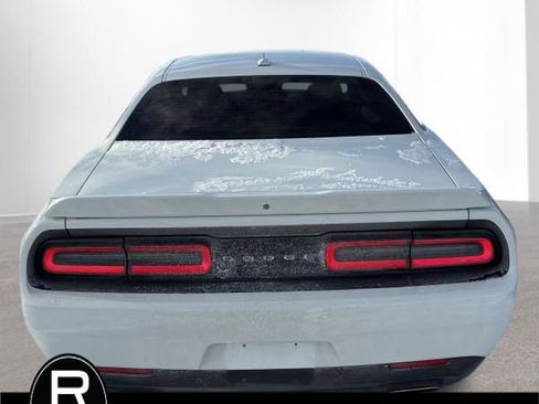 Used 2015 Dodge Challenger SXT Plus w/ Sound Group II image 10