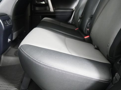 Used 2024 Toyota 4Runner SR5 Premium w/ Moonroof Package AWD/4WD image 14