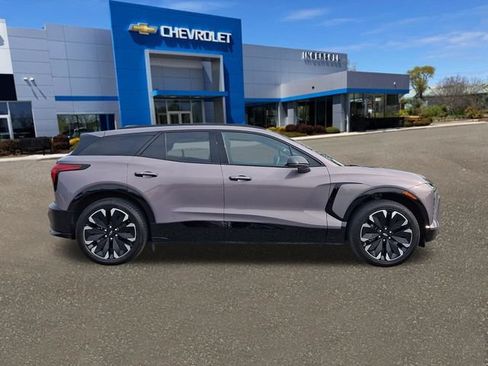 Used 2024 Chevrolet Blazer EV RS AWD/4WD image 27