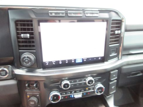 Used 2023 Ford F350 Lariat w/ Lariat Ultimate Package AWD/4WD image 35