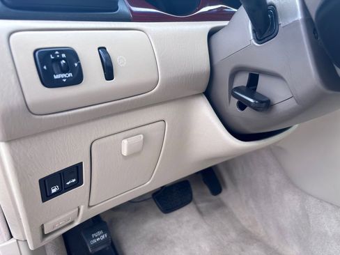 Used 2002 Lexus ES 330 image 15