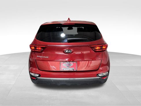 Used 2021 Kia Sportage LX image 5