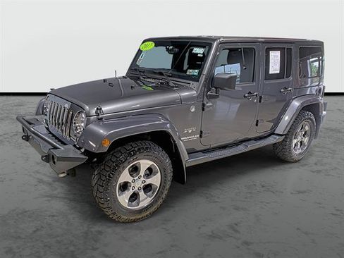 Used 2017 Jeep Wrangler Unlimited Sahara w/ Trailer Tow Group AWD/4WD image 1