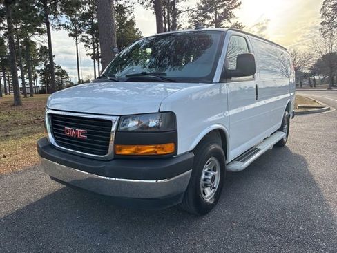 Used 2024 GMC Savana 2500 w/ Driver Convenience Package image 7