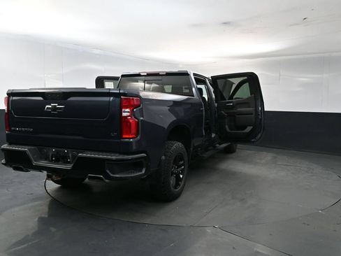 Used 2021 Chevrolet Silverado 1500 LT Trail Boss w/ Convenience Package II AWD/4WD image 29