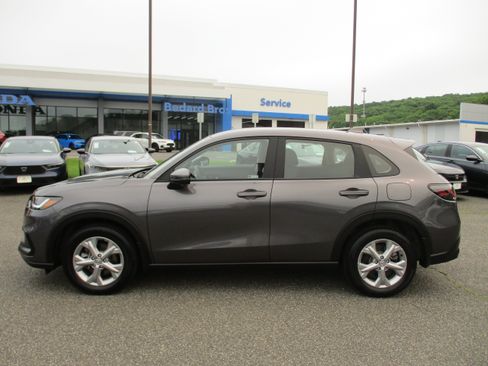 Certified 2024 Honda HR-V LX image 8
