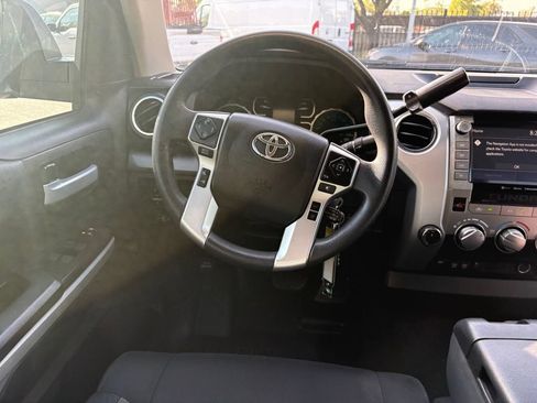 Used 2021 Toyota Tundra SR5 AWD/4WD image 7
