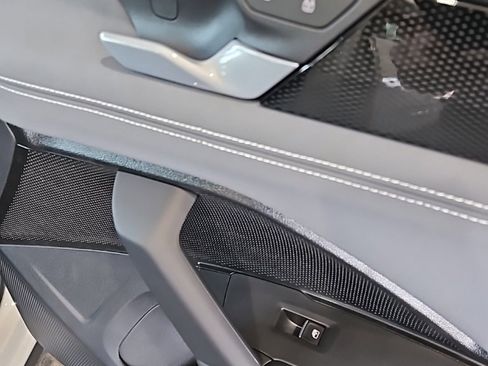 New 2026 Volkswagen Tiguan SE R-Line image 12