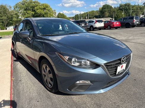 Used 2016 MAZDA MAZDA3 i Sport FWD image 5