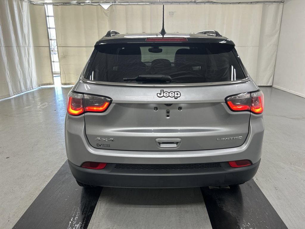 Used 2020 Jeep Compass Limited w/ Premium Lighting Group AWD/4WD image 20