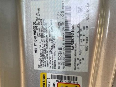 Used 2018 Ford Mustang Coupe RWD image 6