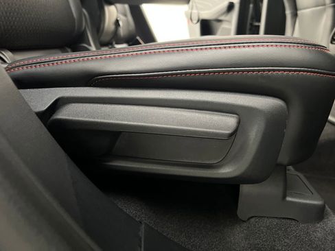 Used 2026 Ford Escape ST-Line FWD image 18