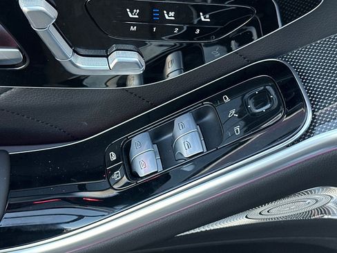 New 2025 Mercedes-Benz S 580 4MATIC Sedan image 22