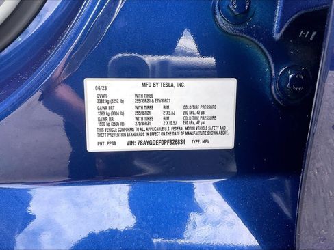 Used 2023 Tesla Model Y Performance AWD/4WD image 32