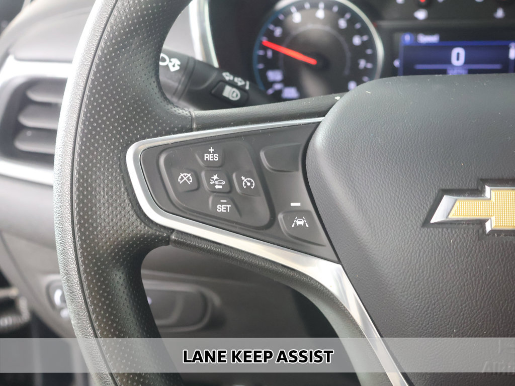 Used 2023 Chevrolet Equinox LT w/ LPO, Floor Liner Package FWD image 4