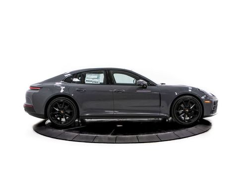 New 2026 Porsche Panamera RWD image 8
