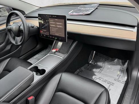 Used 2022 Tesla Model 3 Long Range image 19