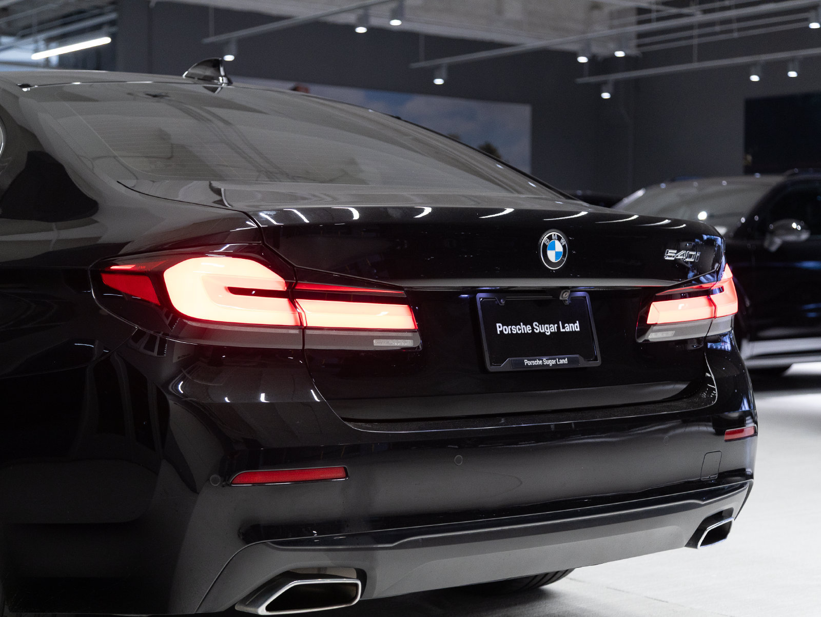 Used 2022 BMW 540i w/ Premium Package RWD image 32