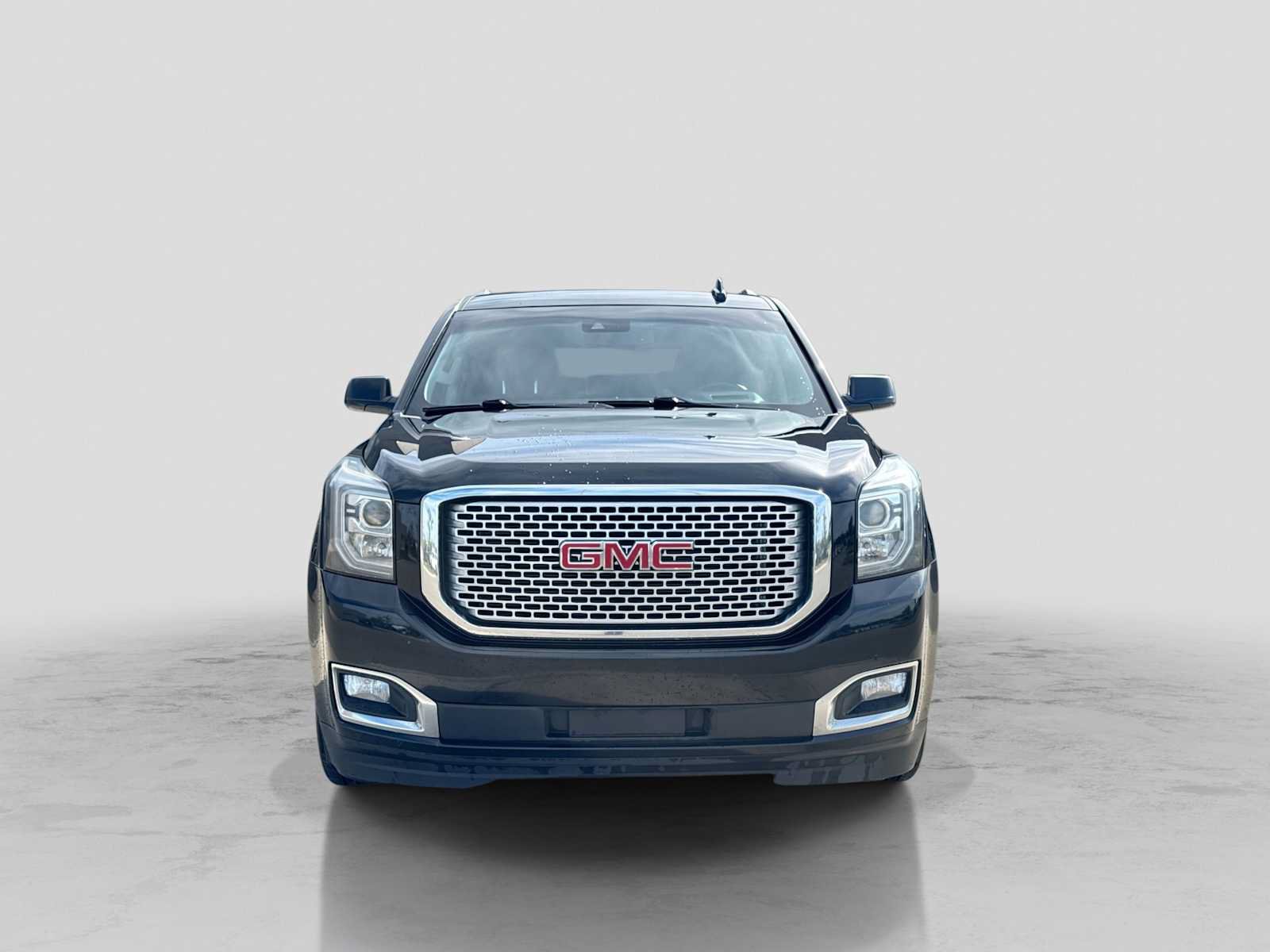 Used 2017 GMC Yukon Denali AWD/4WD image 9