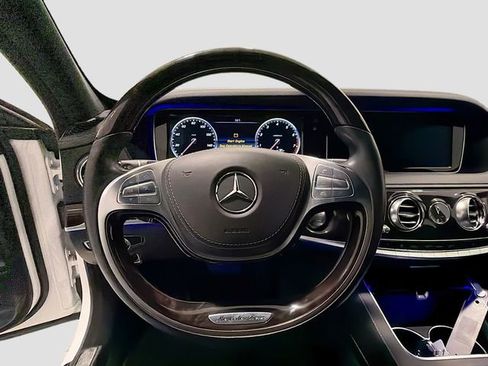 Used 2015 Mercedes-Benz S 550 4MATIC Sedan image 10