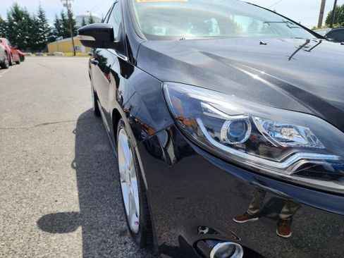 Used 2014 Ford Focus Titanium FWD image 30