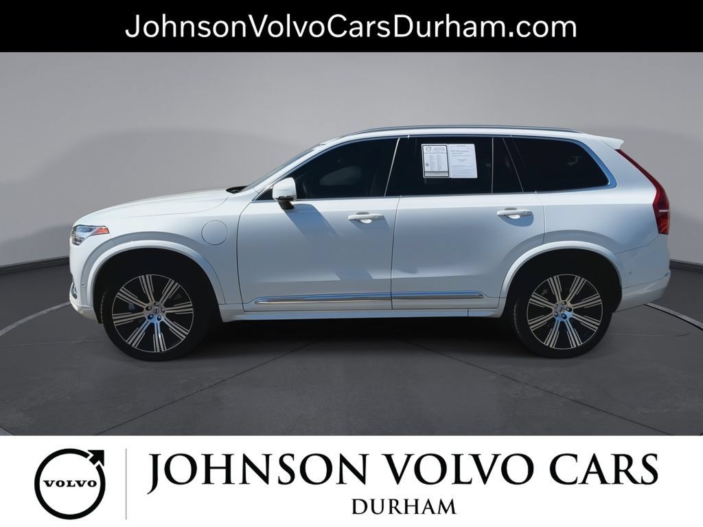 Used 2024 Volvo XC90 T8 Plus w/ Protection Package AWD/4WD image 5
