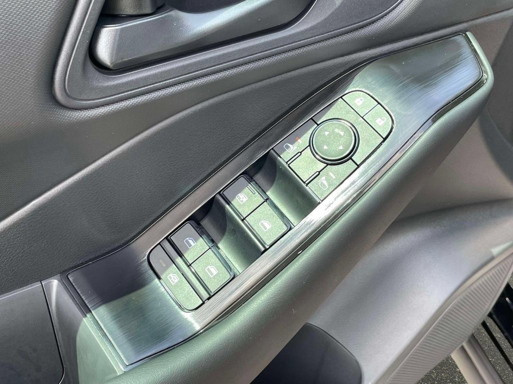 New 2026 Nissan Rogue S FWD image 17