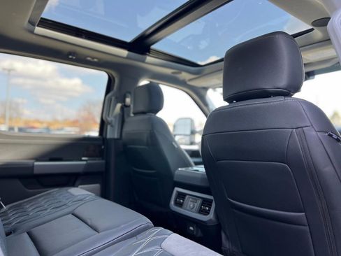 New 2025 Ford F250 Lariat w/ Lariat Ultimate Package image 29