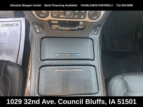 Used 2015 GMC Yukon Denali w/ Touring Package AWD/4WD image 24
