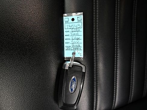 Used 2020 Ford Edge SEL w/ Cold Weather Package image 36