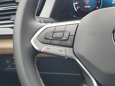 New 2026 Volkswagen Atlas Cross Sport SE image 23