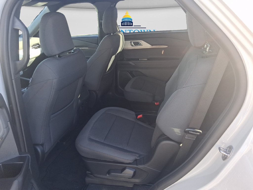 New 2027 Ford Explorer Active AWD/4WD image 9