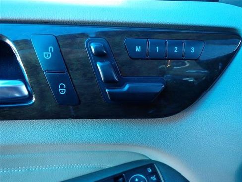 Used 2012 Mercedes-Benz ML 350 4MATIC image 12