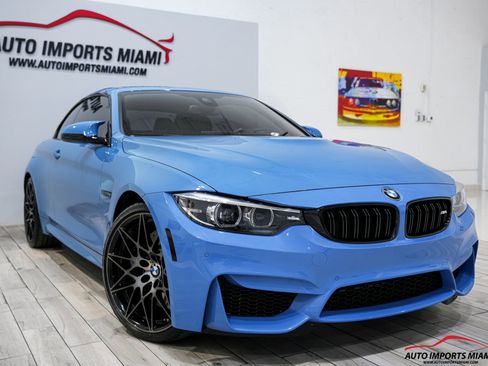 Used 2020 BMW M4 Convertible w/ Competition Package image 25