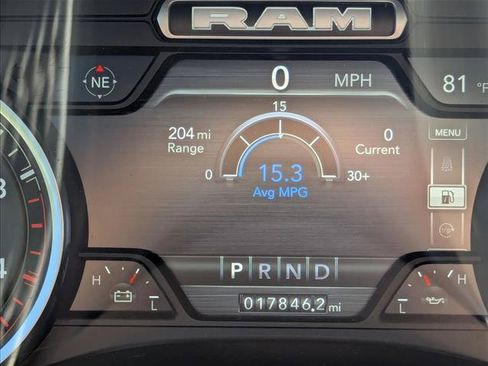 Used 2023 RAM 2500 Laramie AWD/4WD image 10