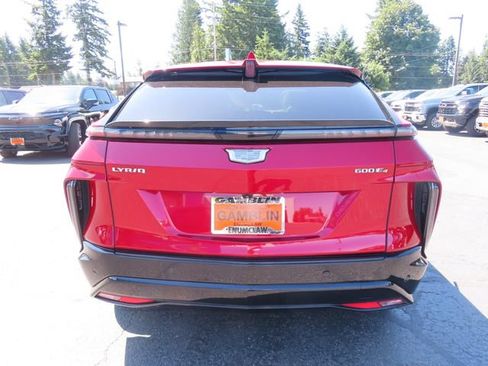 Used 2024 Cadillac Lyriq Sport w/ LPO, Floor Liner Package AWD/4WD image 7