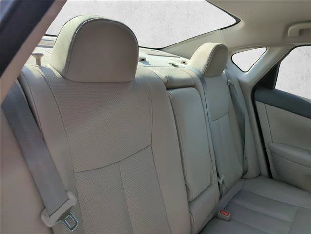 Used 2014 Nissan Sentra SL w/ Premium Package FWD image 28