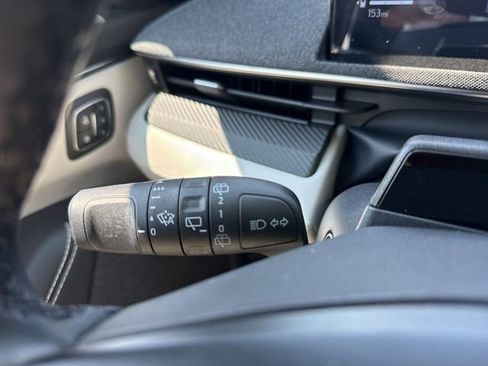 Used 2025 Ford Mustang Mach-E Premium AWD/4WD image 17
