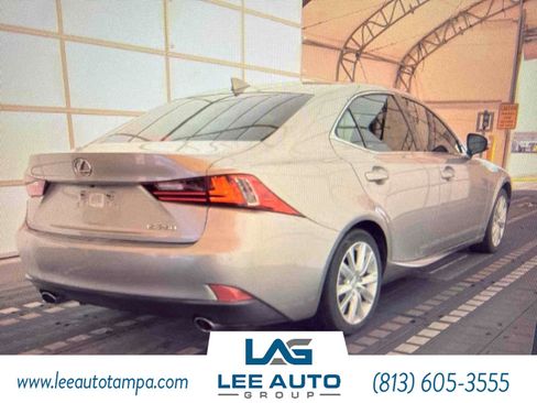 Used 2015 Lexus IS 250 RWD image 2