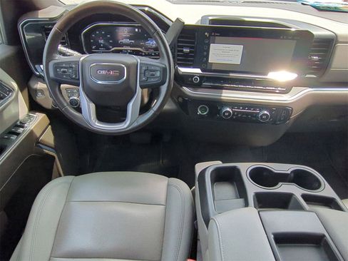 Certified 2022 GMC Sierra 1500 SLT w/ X31 Off-Road Package image 20