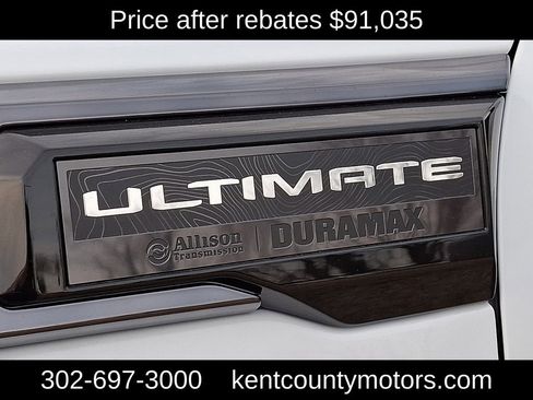 New 2026 GMC Sierra 2500 Denali Ultimate w/ LPO, Black Badging Package image 23