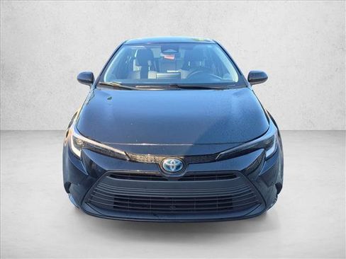 Certified 2024 Toyota Corolla LE FWD image 2